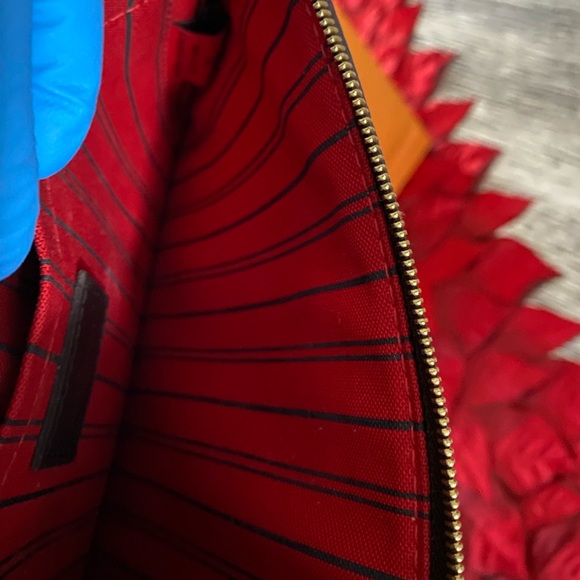 * Authentic * Louis Vuitton Clutch - Picture 6 of 7